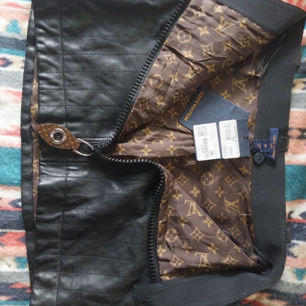 Louis Vitton Lamb Mini Skirt